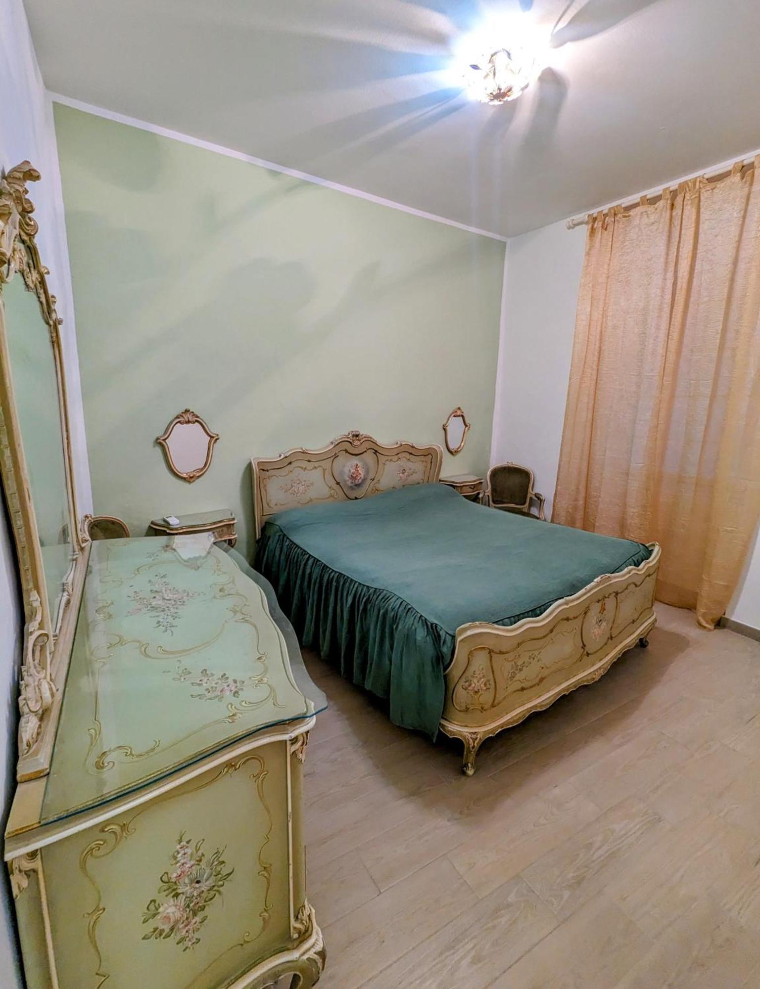 Incentro Apartment Genoa Bagian luar foto